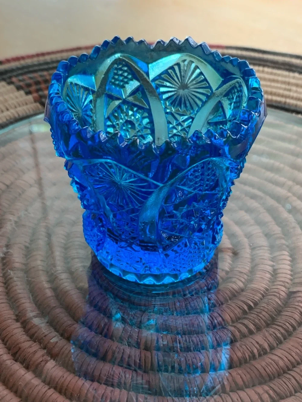 Victorian Daisy and Button Design Glass